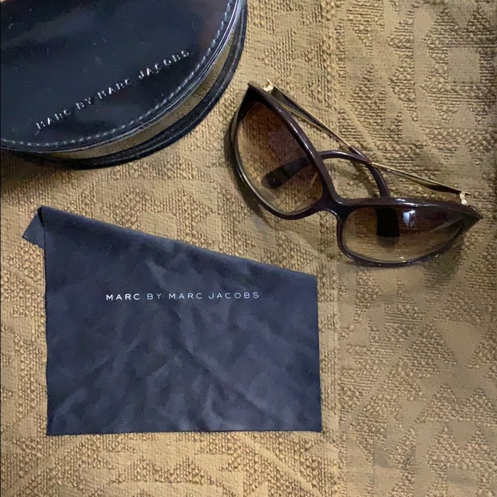 Marc By Marc Jacobs Oversized Sunglasses